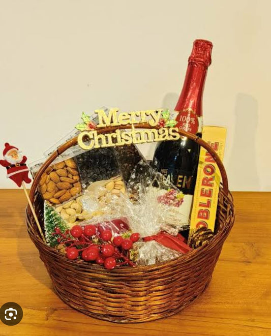 Christmas Decor Kit Hamper